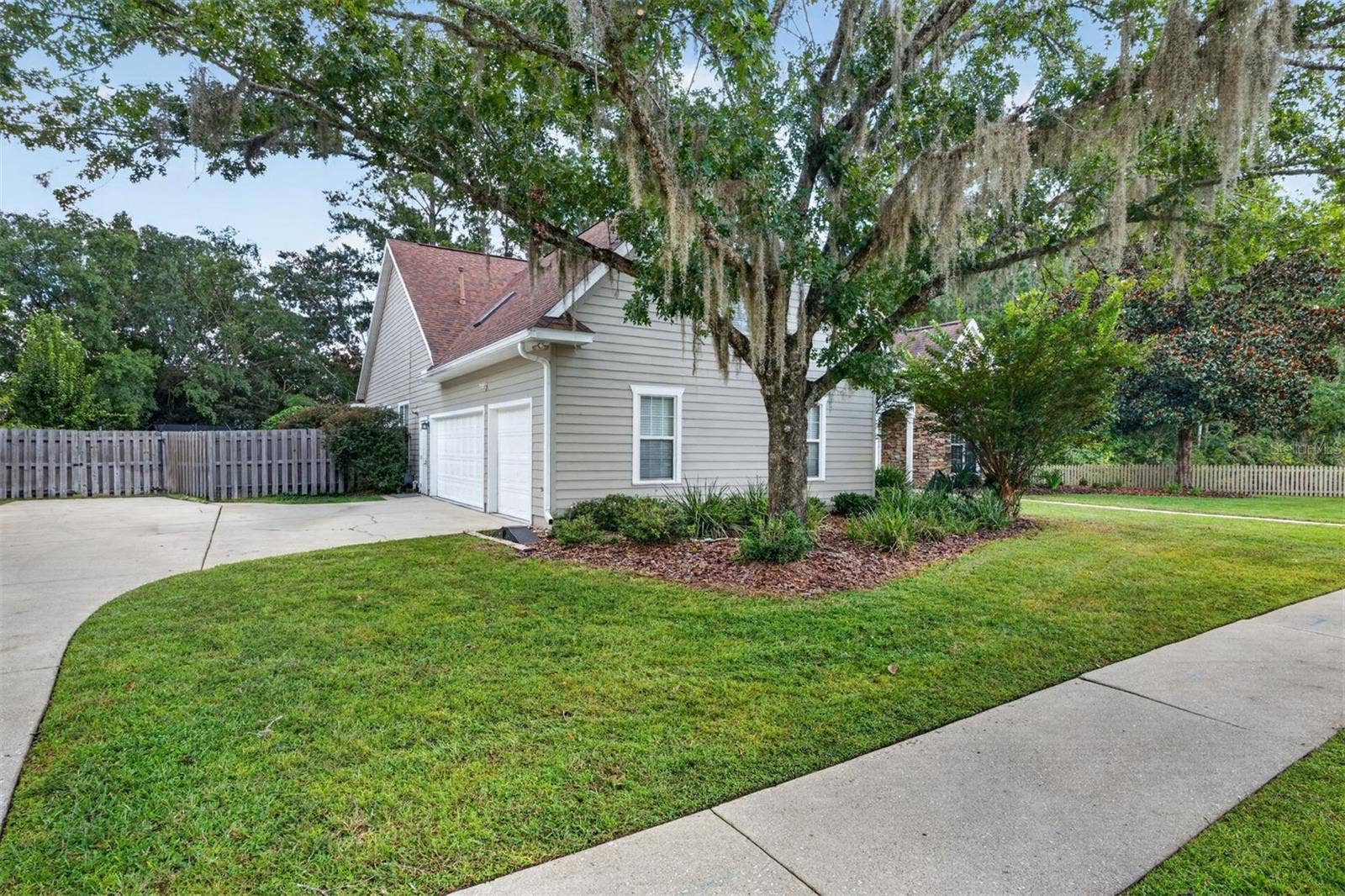4923 NW 62ND STREET, Gainesville, FL 32653 4923 NW 62ND STREET, Gainesville, FL 32653