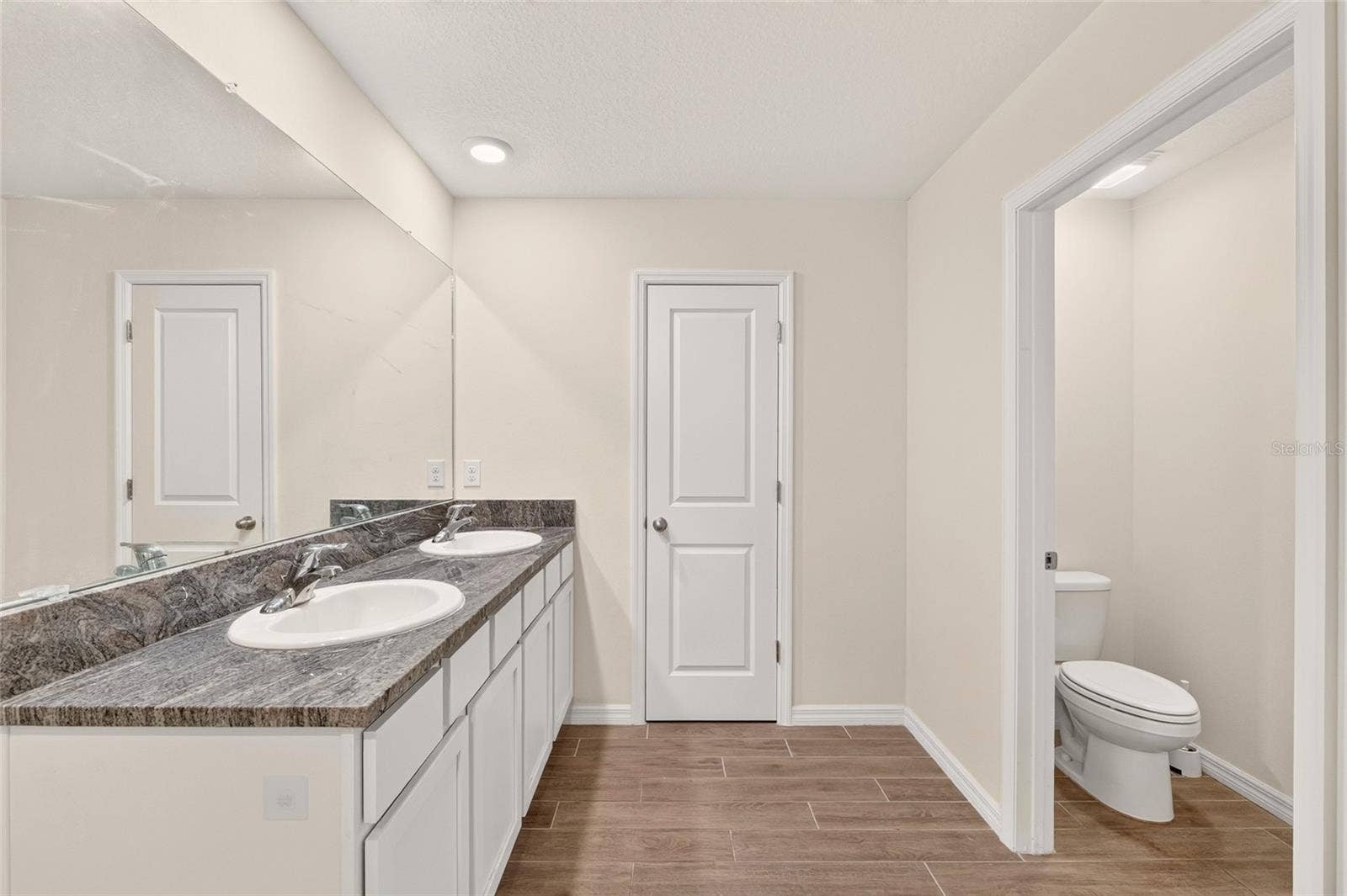 5147 SW 47TH LANE, Gainesville, FL 32608
