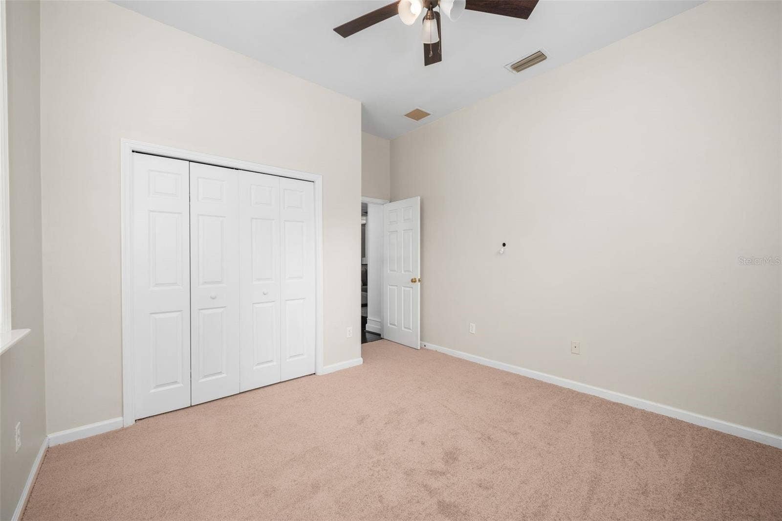 11952 NW 69TH WAY, Alachua, FL 32615 11952 NW 69TH WAY, Alachua, FL 32615