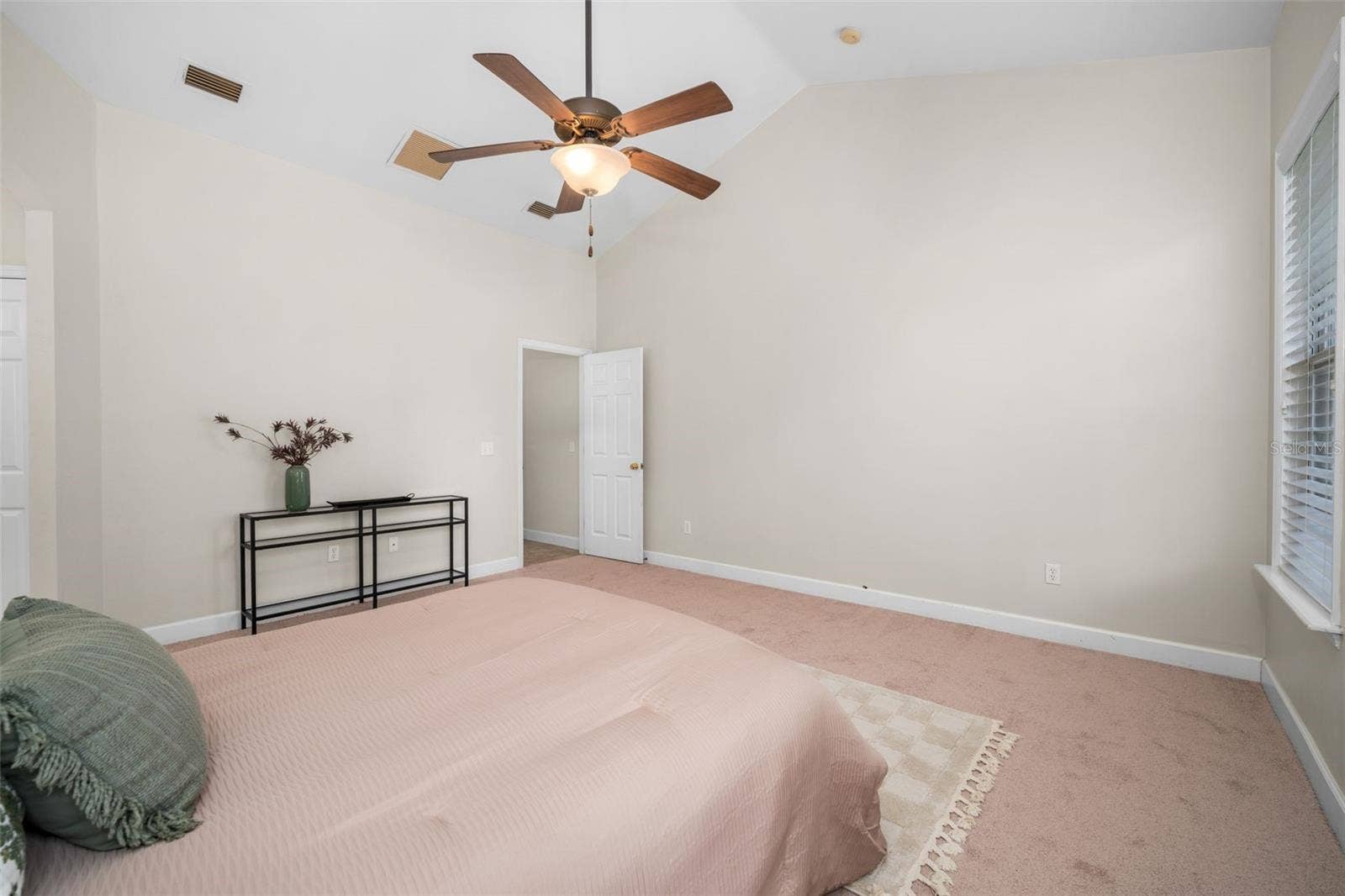 11952 NW 69TH WAY, Alachua, FL 32615 11952 NW 69TH WAY, Alachua, FL 32615