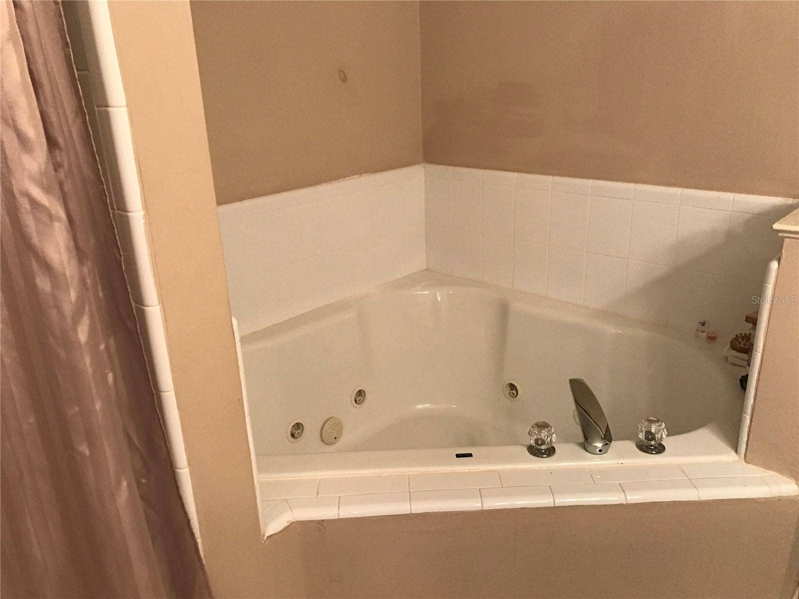 4328 NW 36TH TERRACE, Gainesville, FL 32605 bath 1