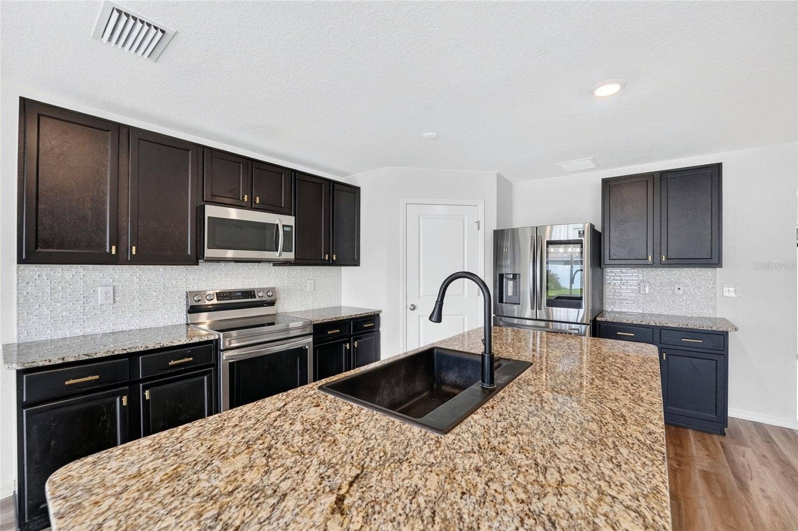 Lots of counter space