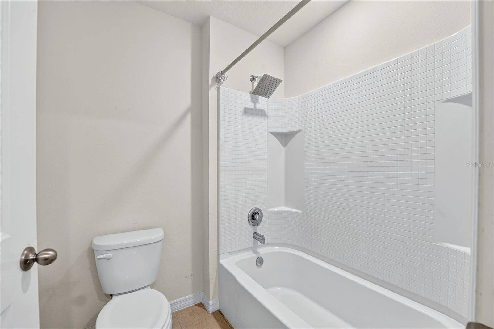 Separate shower and toliet