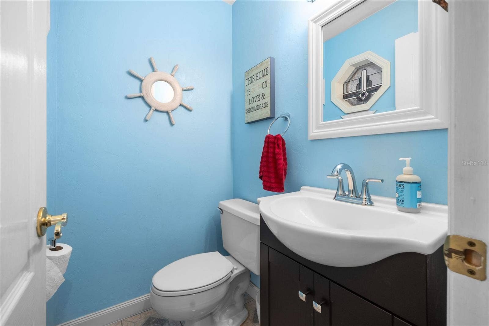 2712 NW 29TH PLACE, Gainesville, FL 32605 2712 NW 29TH PLACE, Gainesville, FL 32605
