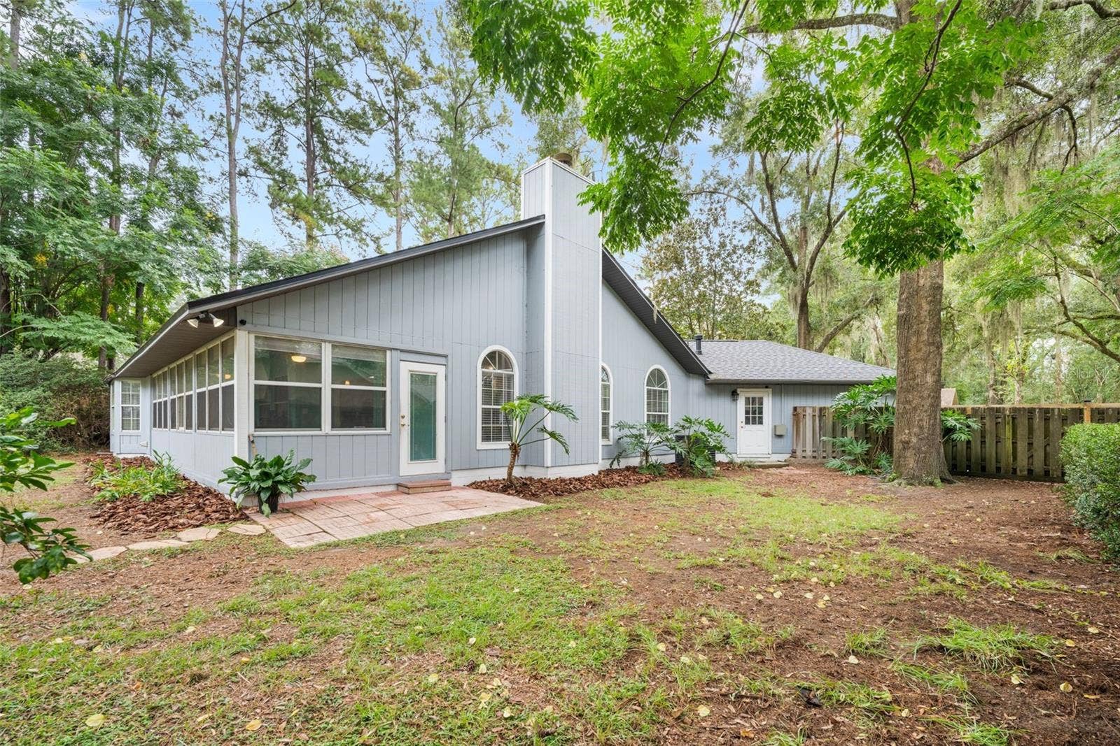 2712 NW 29TH PLACE, Gainesville, FL 32605 2712 NW 29TH PLACE, Gainesville, FL 32605