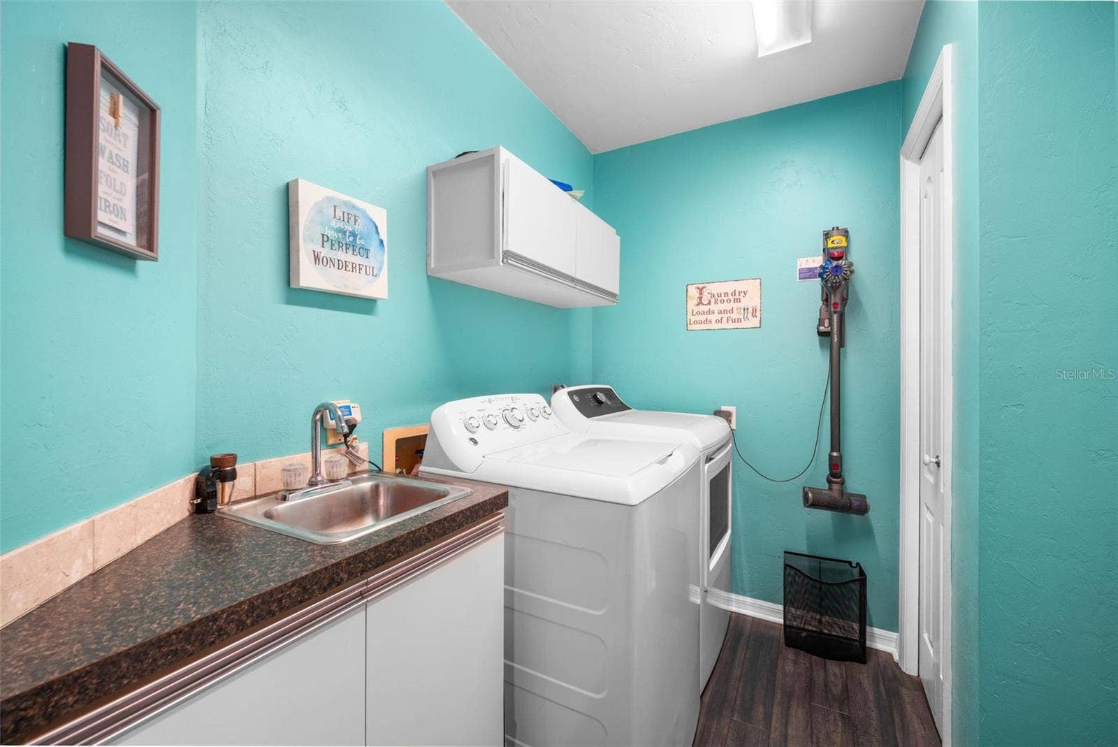 2712 NW 29TH PLACE, Gainesville, FL 32605 2712 NW 29TH PLACE, Gainesville, FL 32605