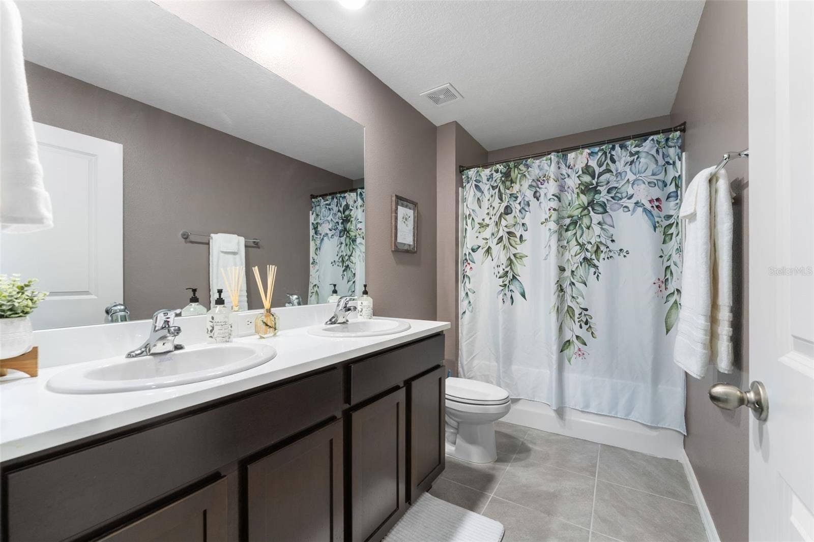 24595 NW 11TH PLACE, Newberry, FL 32669
