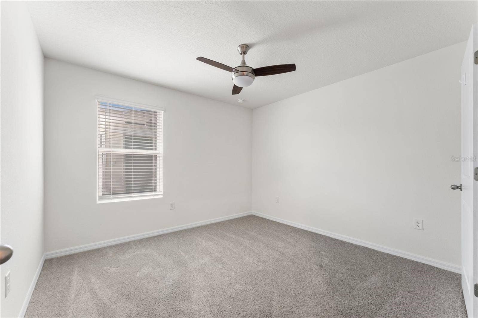 24595 NW 11TH PLACE, Newberry, FL 32669