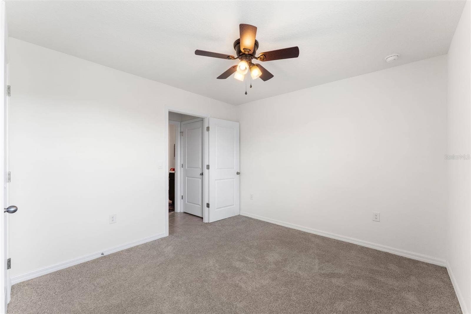 24595 NW 11TH PLACE, Newberry, FL 32669