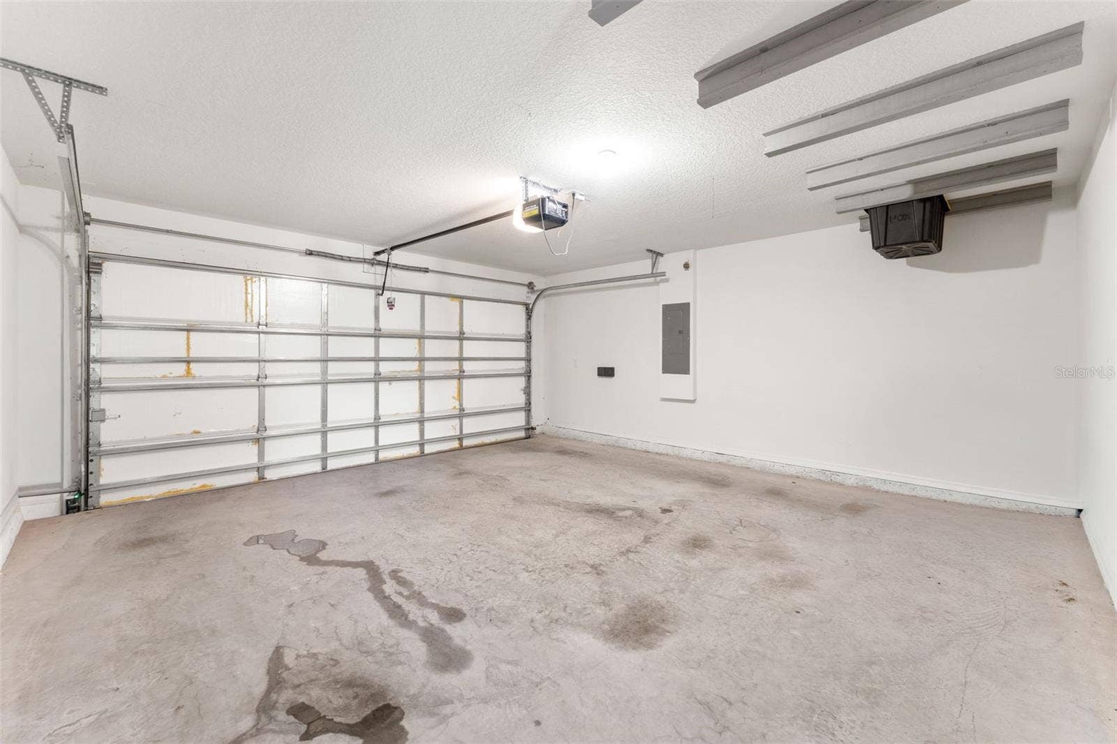 24595 NW 11TH PLACE, Newberry, FL 32669