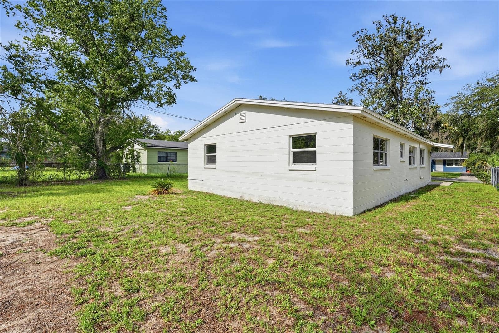 1228 SE 19TH STREET, Gainesville, FL 32641