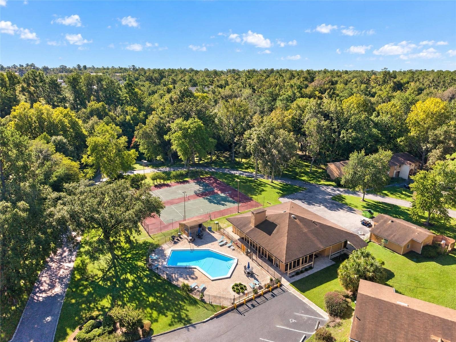 1810 NW 23RD BOULEVARD, #173, Gainesville, FL 32605 1810 NW 23RD BOULEVARD, #173, Gainesville, FL 32605