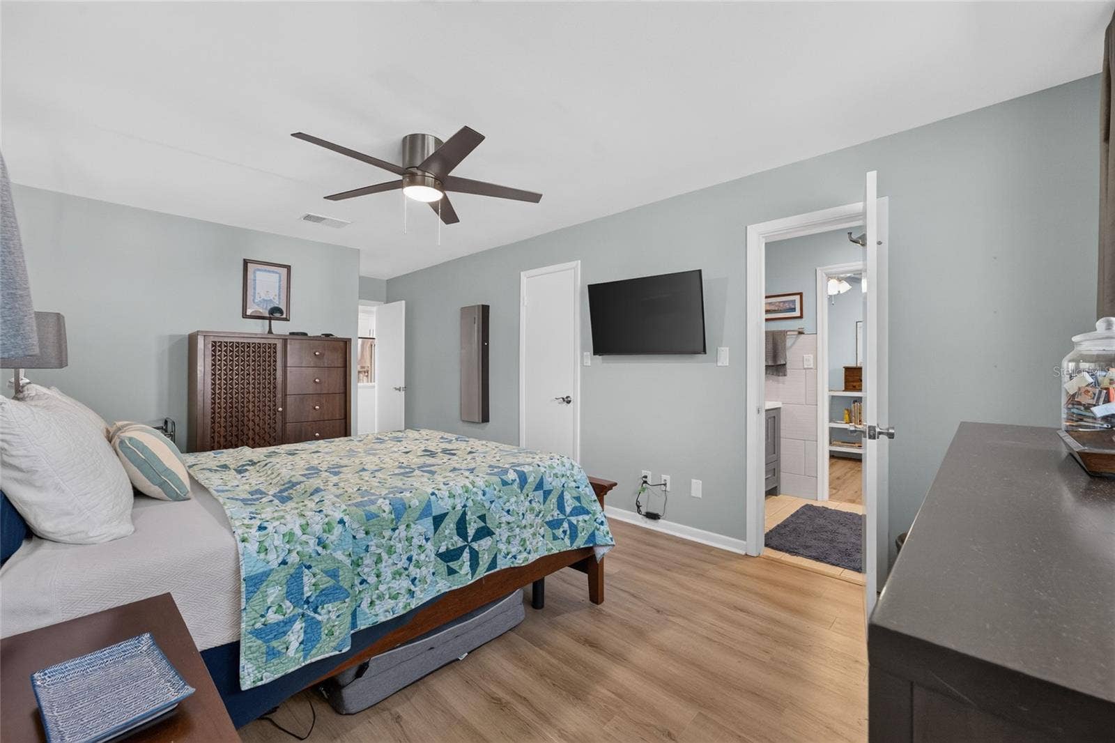 1316 NW 31ST STREET, Gainesville, FL 32605 1316 NW 31ST STREET, Gainesville, FL 32605