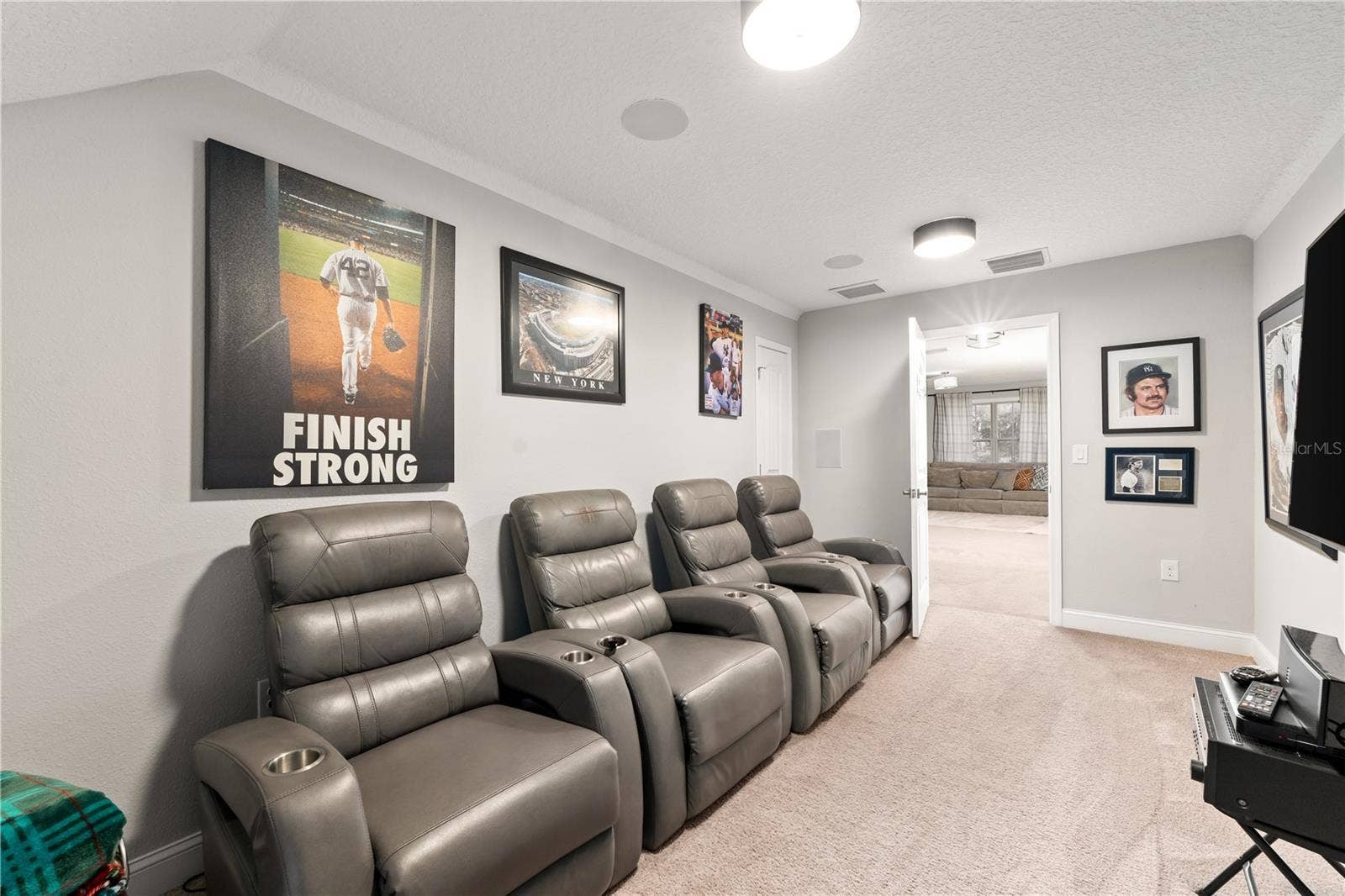 21324 NW 217TH DRIVE, High Springs, FL 32643 21324 NW 217TH DRIVE, High Springs, FL 32643