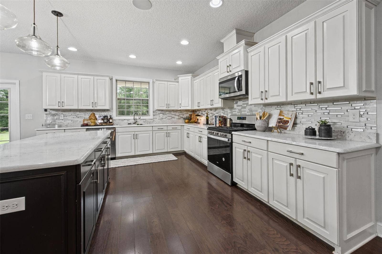 21324 NW 217TH DRIVE, High Springs, FL 32643 21324 NW 217TH DRIVE, High Springs, FL 32643