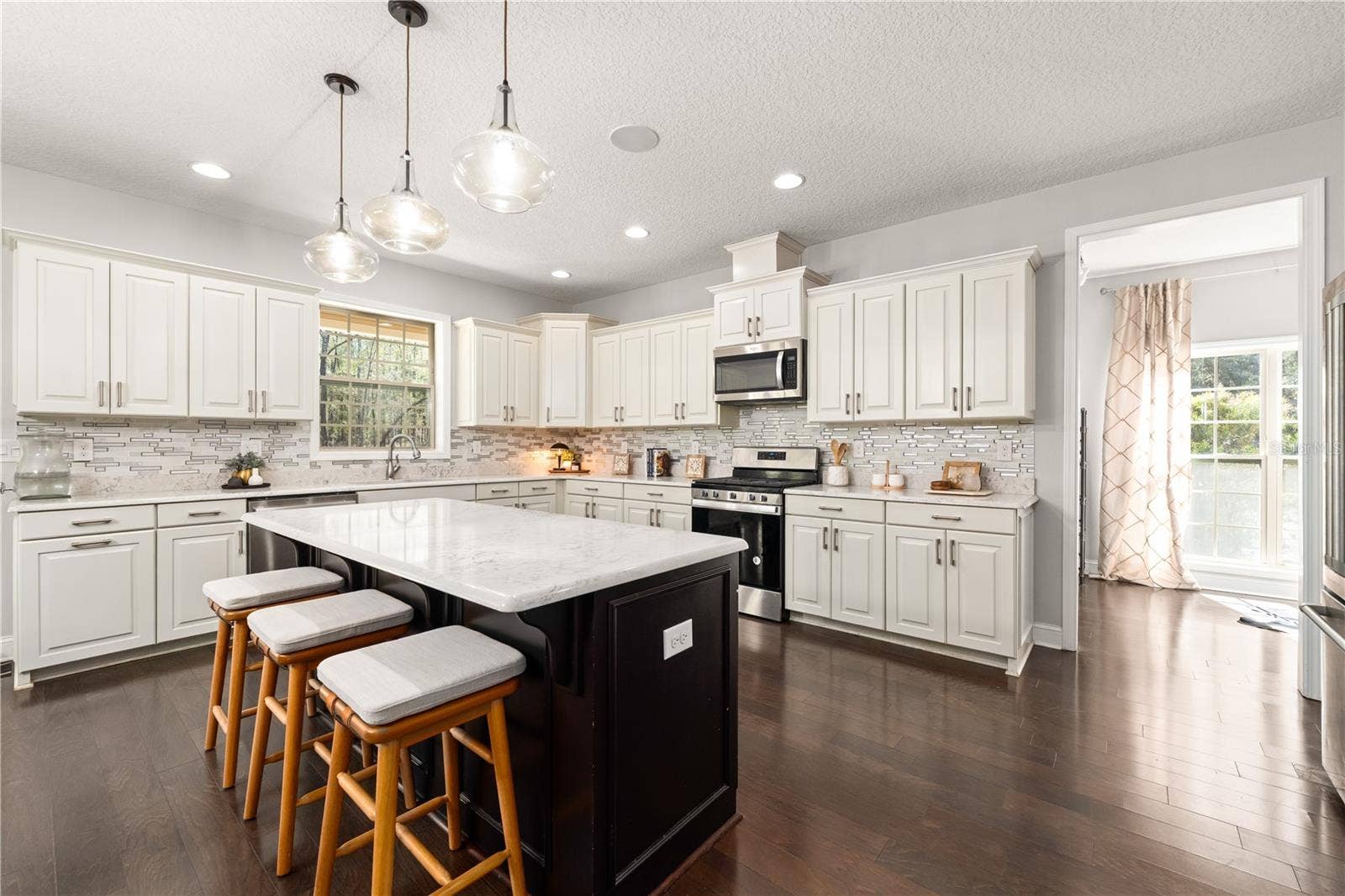 21324 NW 217TH DRIVE, High Springs, FL 32643 21324 NW 217TH DRIVE, High Springs, FL 32643