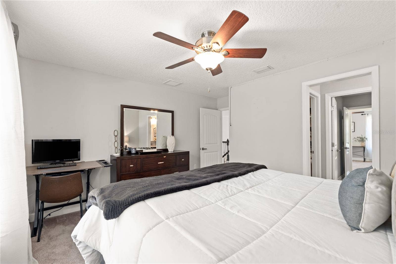 21324 NW 217TH DRIVE, High Springs, FL 32643 21324 NW 217TH DRIVE, High Springs, FL 32643