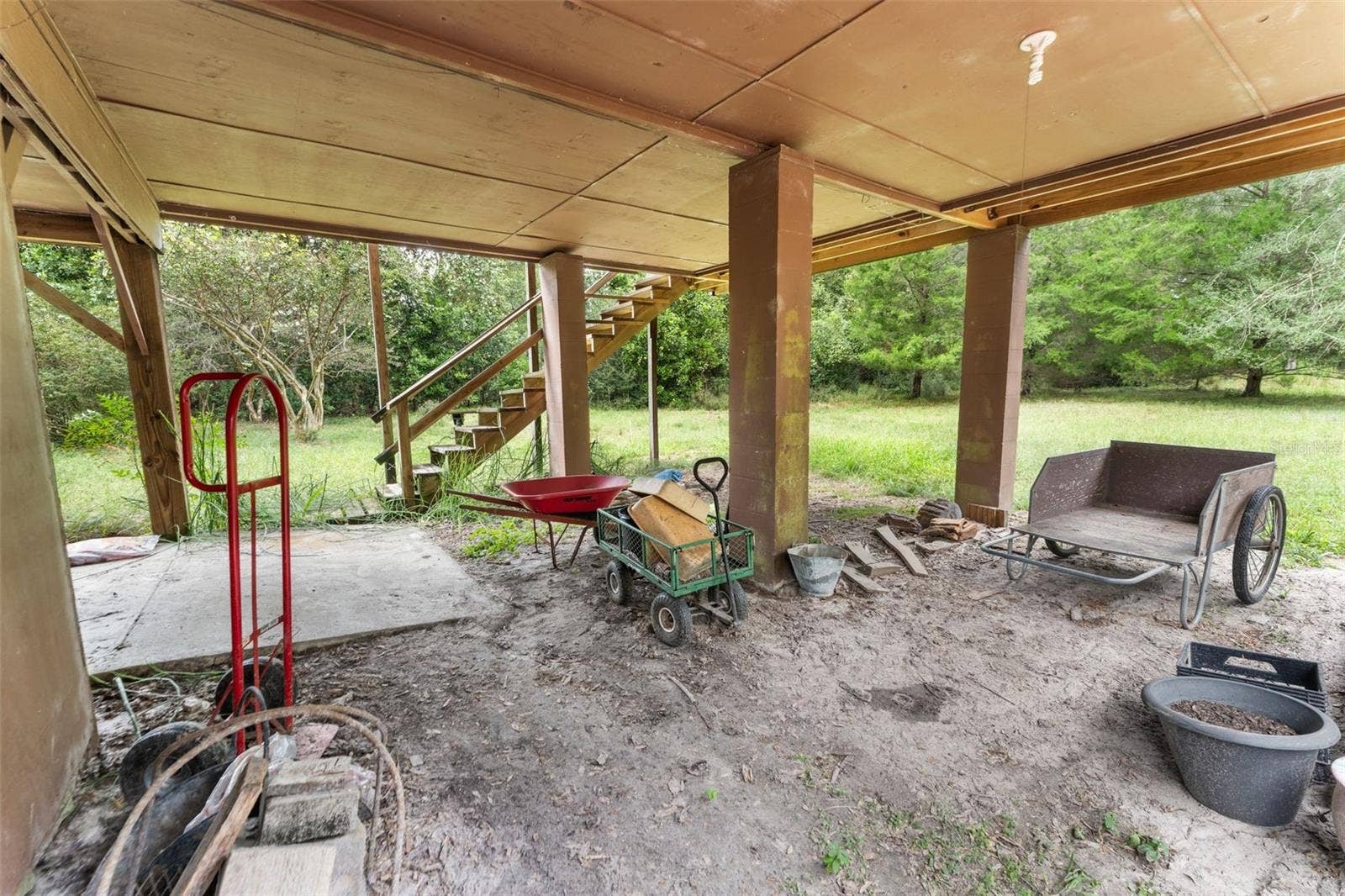 568 SW RATTLESNAKE GLEN, Fort White, FL 32038