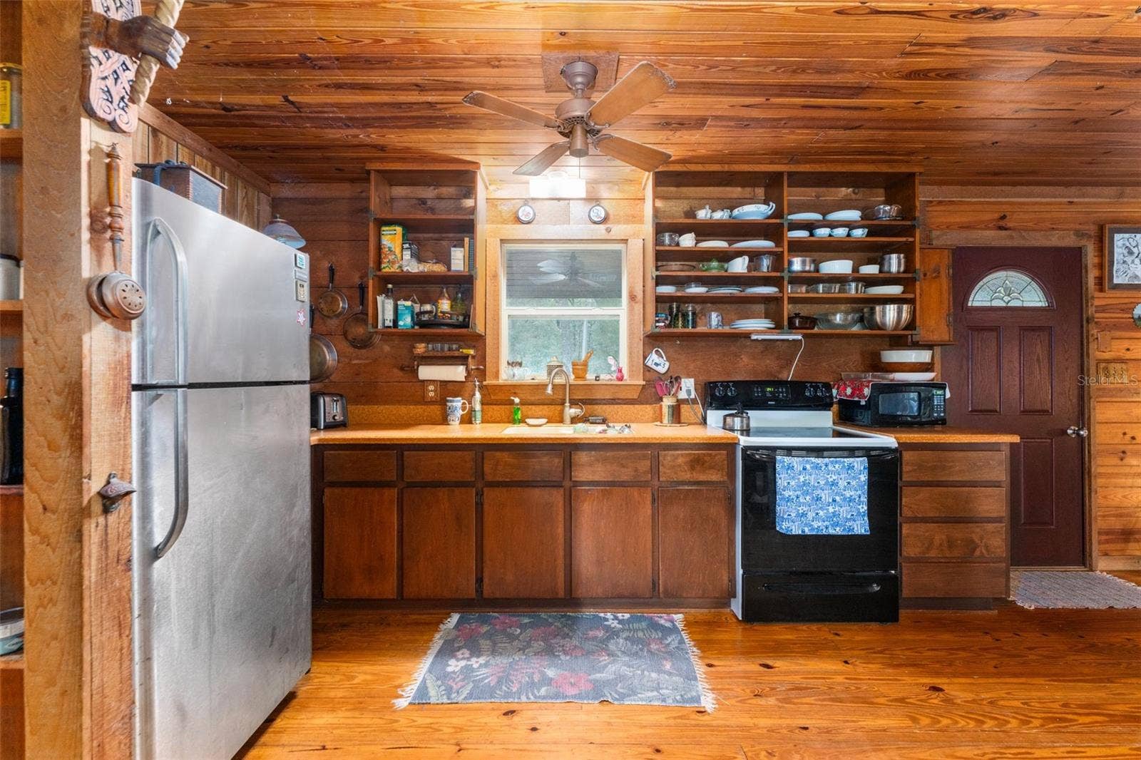 568 SW RATTLESNAKE GLEN, Fort White, FL 32038