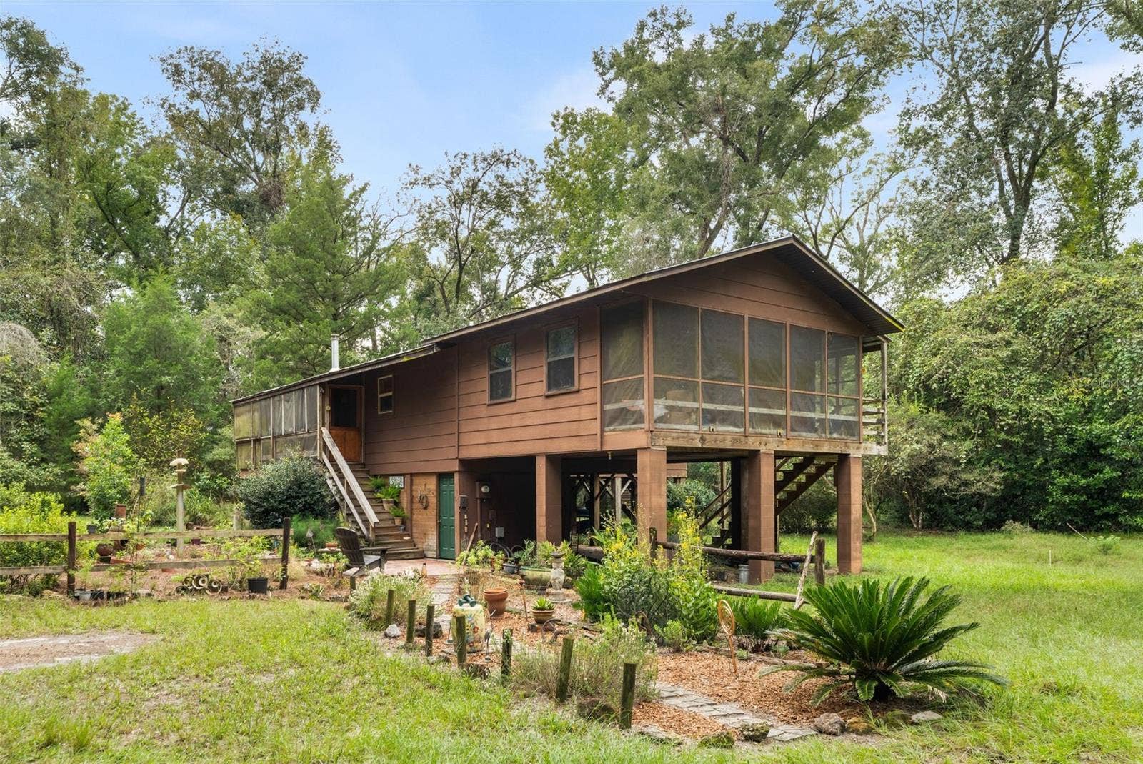 568 SW RATTLESNAKE GLEN, Fort White, FL 32038