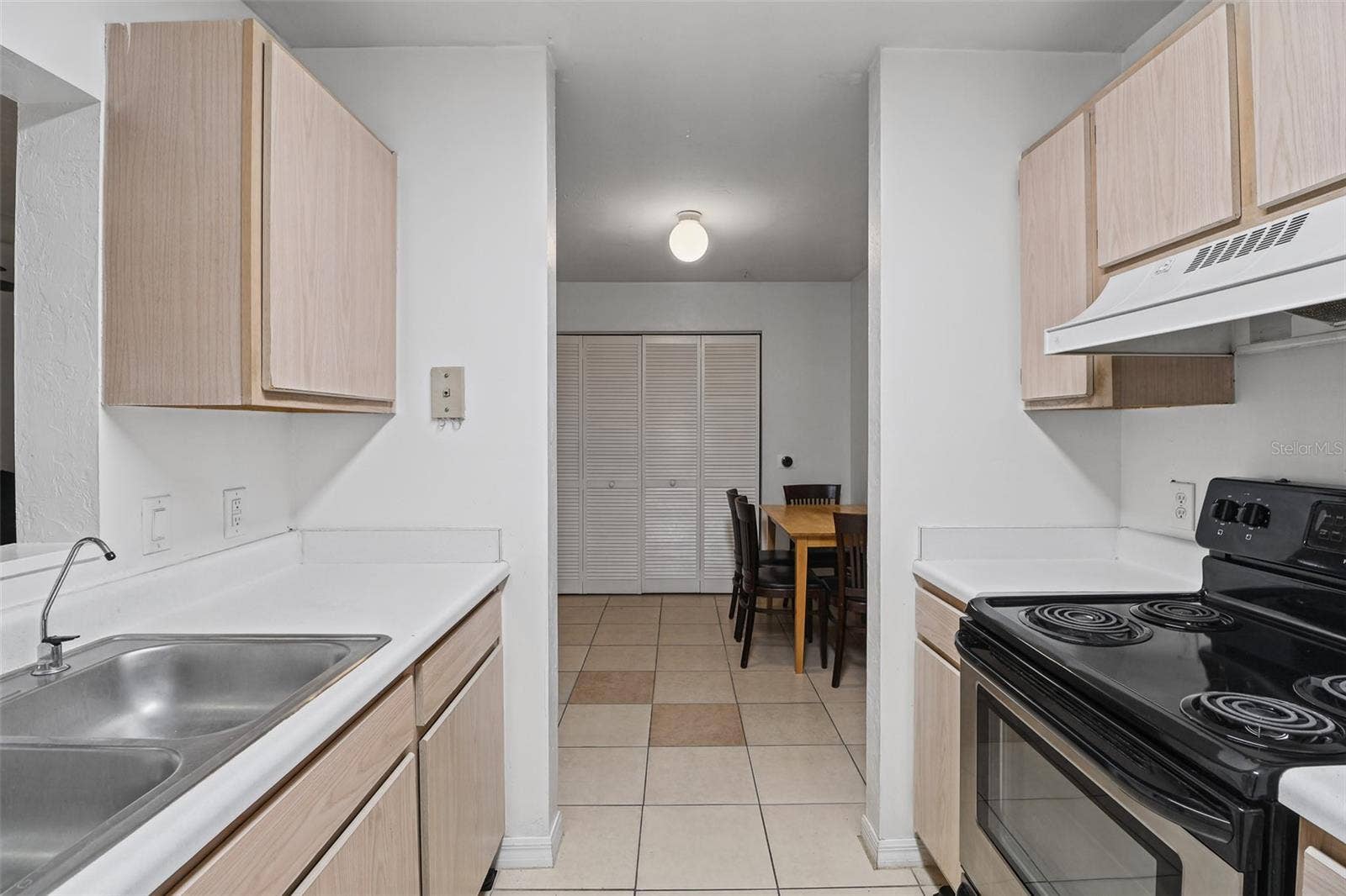 2360 SW ARCHER ROAD, #707, Gainesville, FL 32608 2360 SW ARCHER ROAD, #707, Gainesville, FL 32608