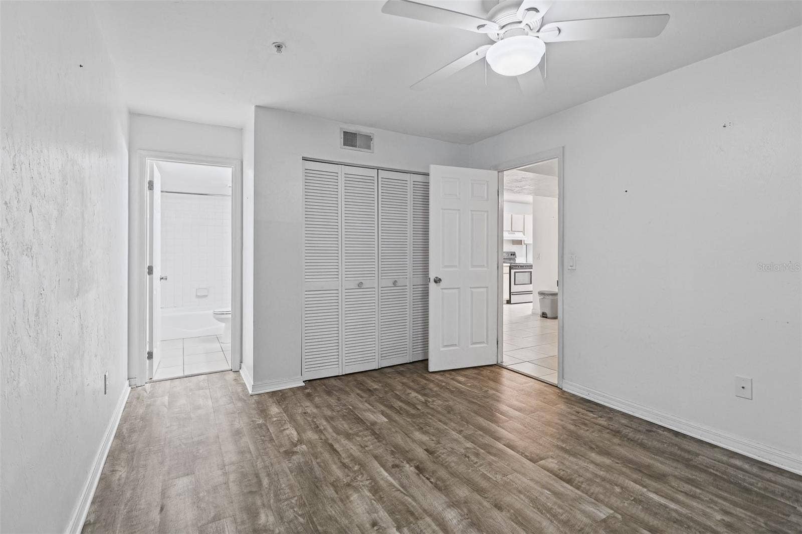 2360 SW ARCHER ROAD, #707, Gainesville, FL 32608 2360 SW ARCHER ROAD, #707, Gainesville, FL 32608