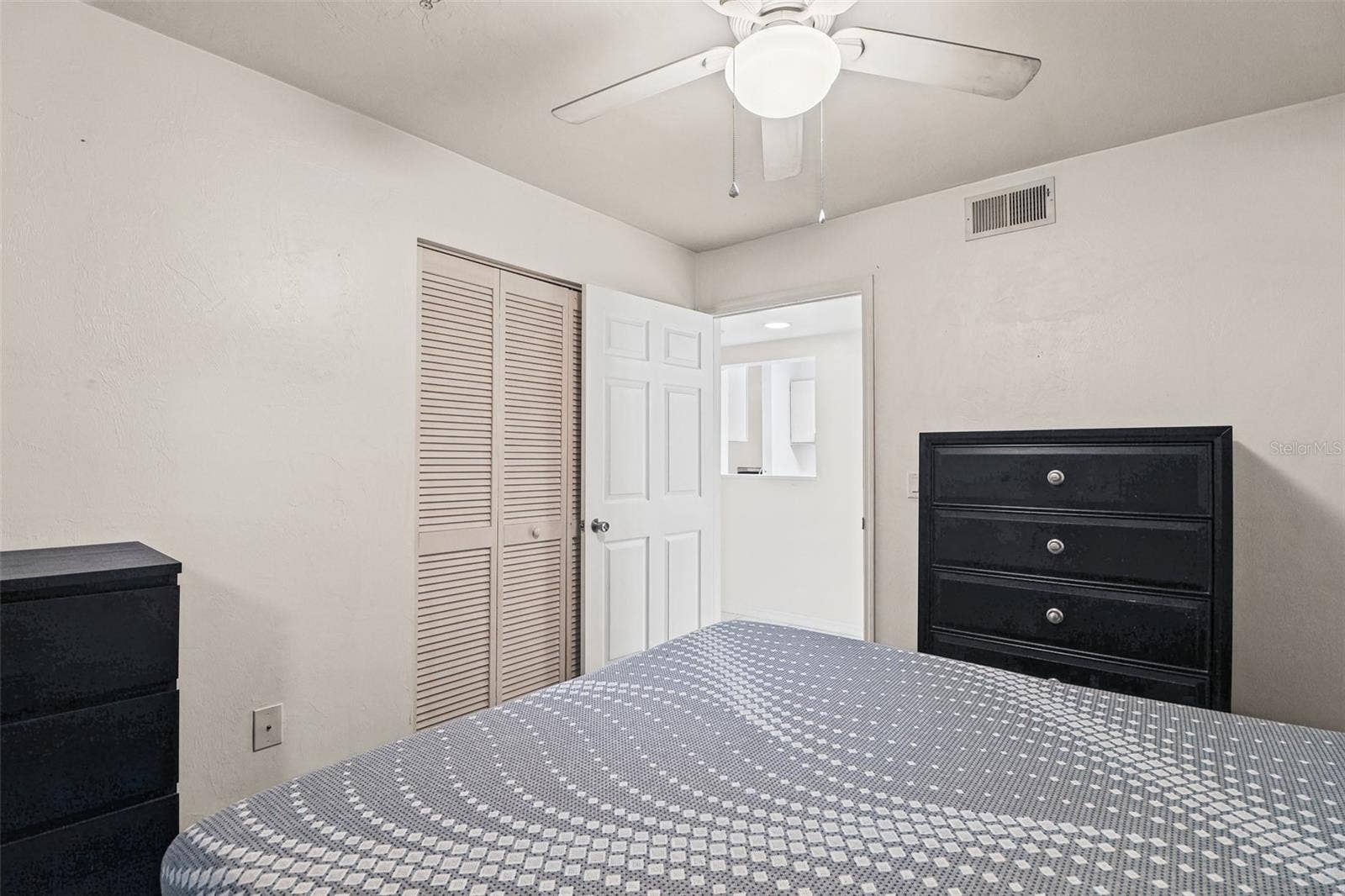 2360 SW ARCHER ROAD, #707, Gainesville, FL 32608 2360 SW ARCHER ROAD, #707, Gainesville, FL 32608