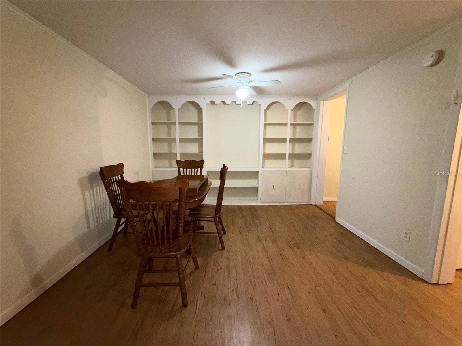 2490 SW 14TH DRIVE, #11, Gainesville, FL 32608 2490 SW 14TH DRIVE, #11, Gainesville, FL 32608