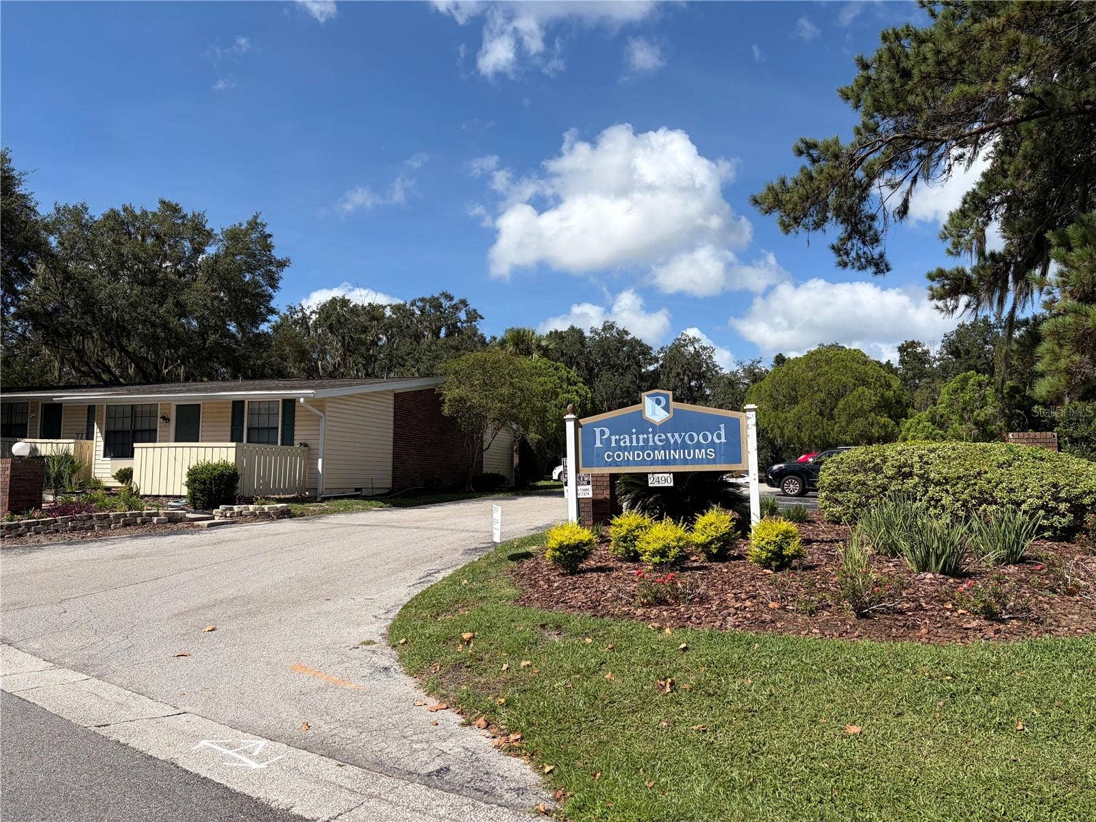 2490 SW 14TH DRIVE, #11, Gainesville, FL 32608 2490 SW 14TH DRIVE, #11, Gainesville, FL 32608