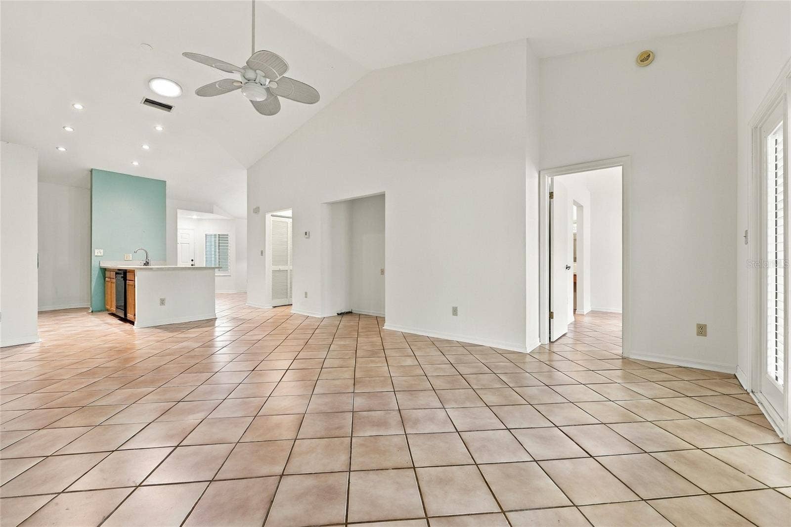 916 NW 124TH DRIVE, Newberry, FL 32669 916 NW 124TH DRIVE, Newberry, FL 32669