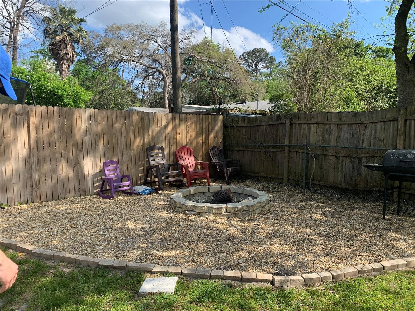 4017 NW 36TH TERRACE, Gainesville, FL 32605 Fire Pit