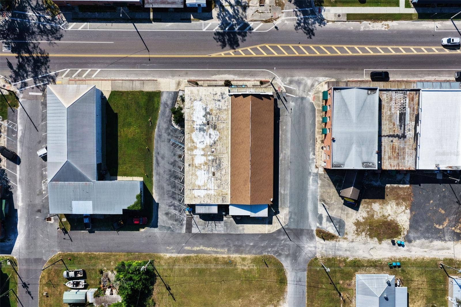 220 N MAIN STREET, Trenton, FL 32693