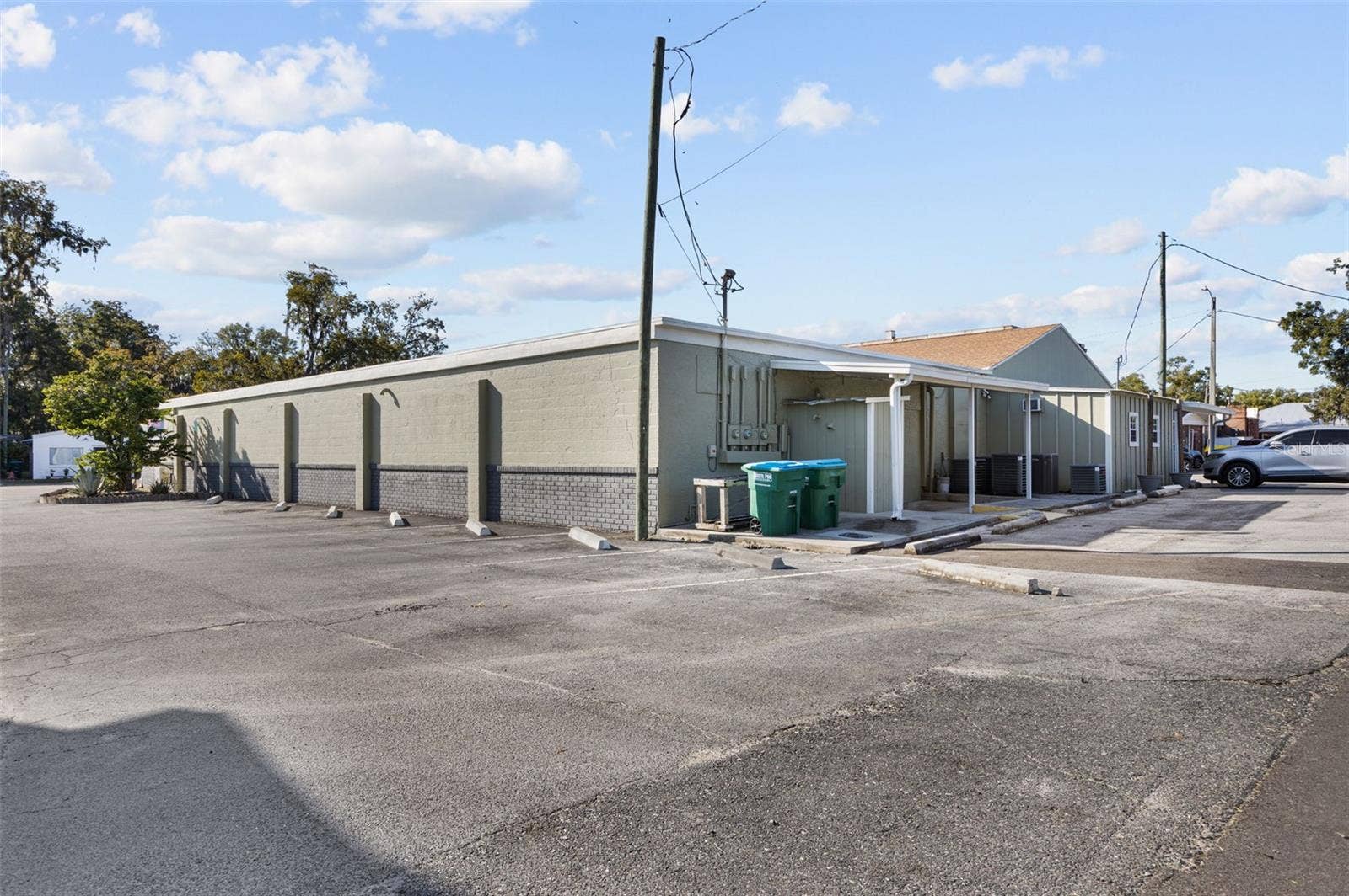 220 N MAIN STREET, Trenton, FL 32693