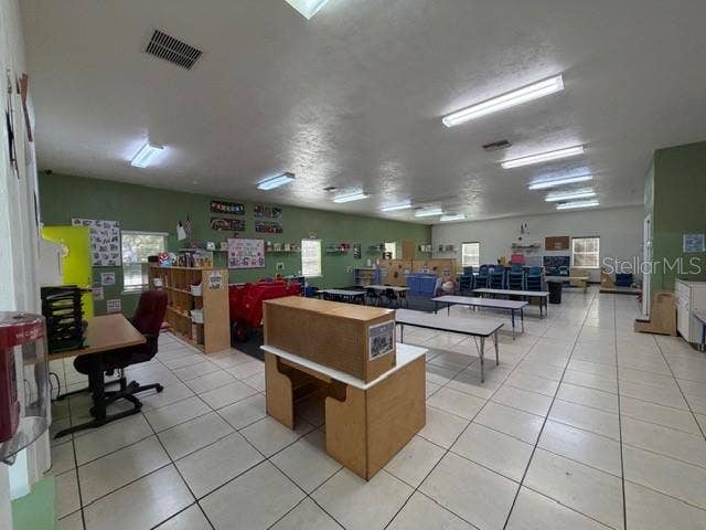 1023 SE 4TH AVENUE, Gainesville, FL 32601 1023 SE 4TH AVENUE, Gainesville, FL 32601