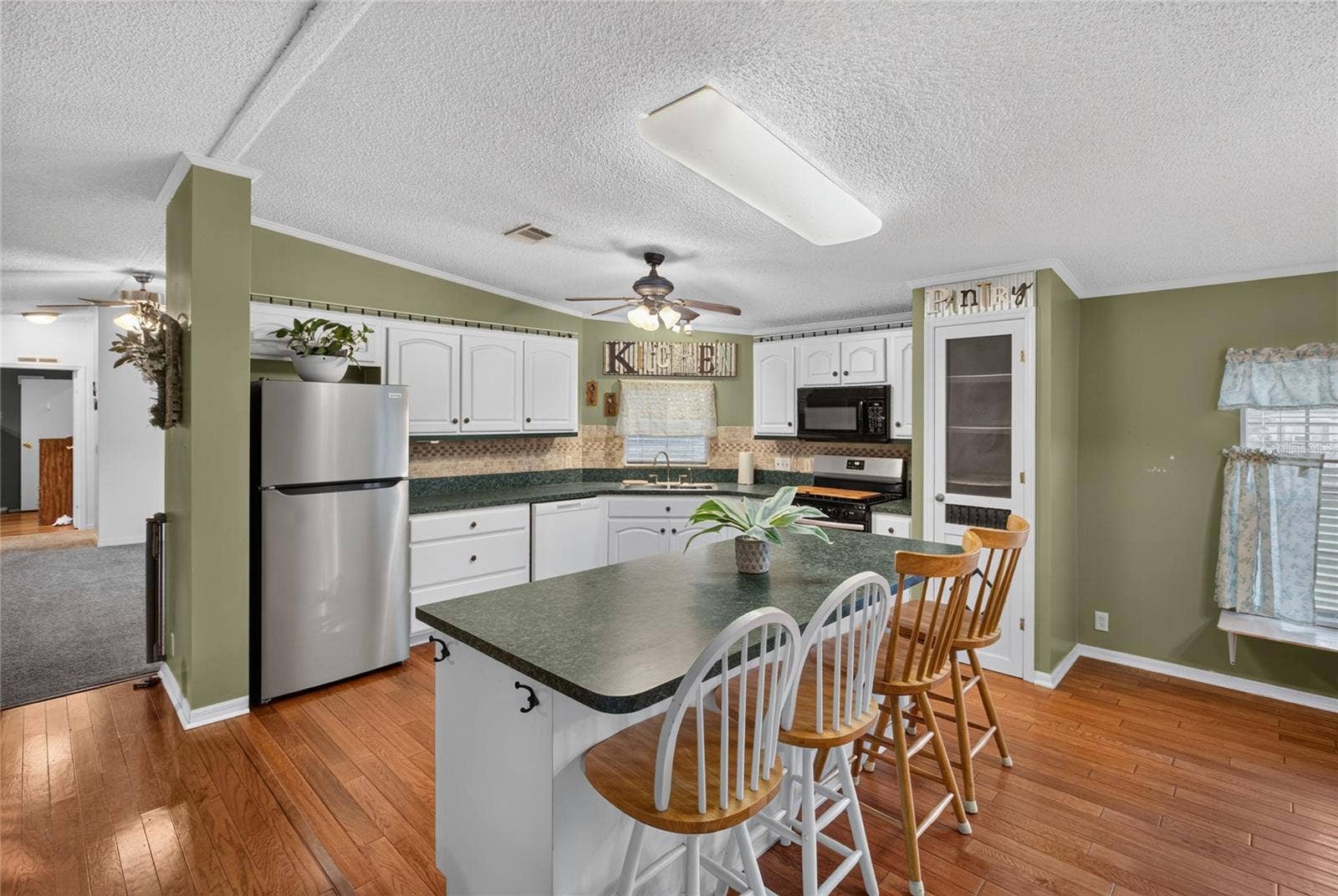 7990 FLORAL RIDGE CIRCLE, Keystone Heights, FL 32656 7990 FLORAL RIDGE CIRCLE, Keystone Heights, FL 32656