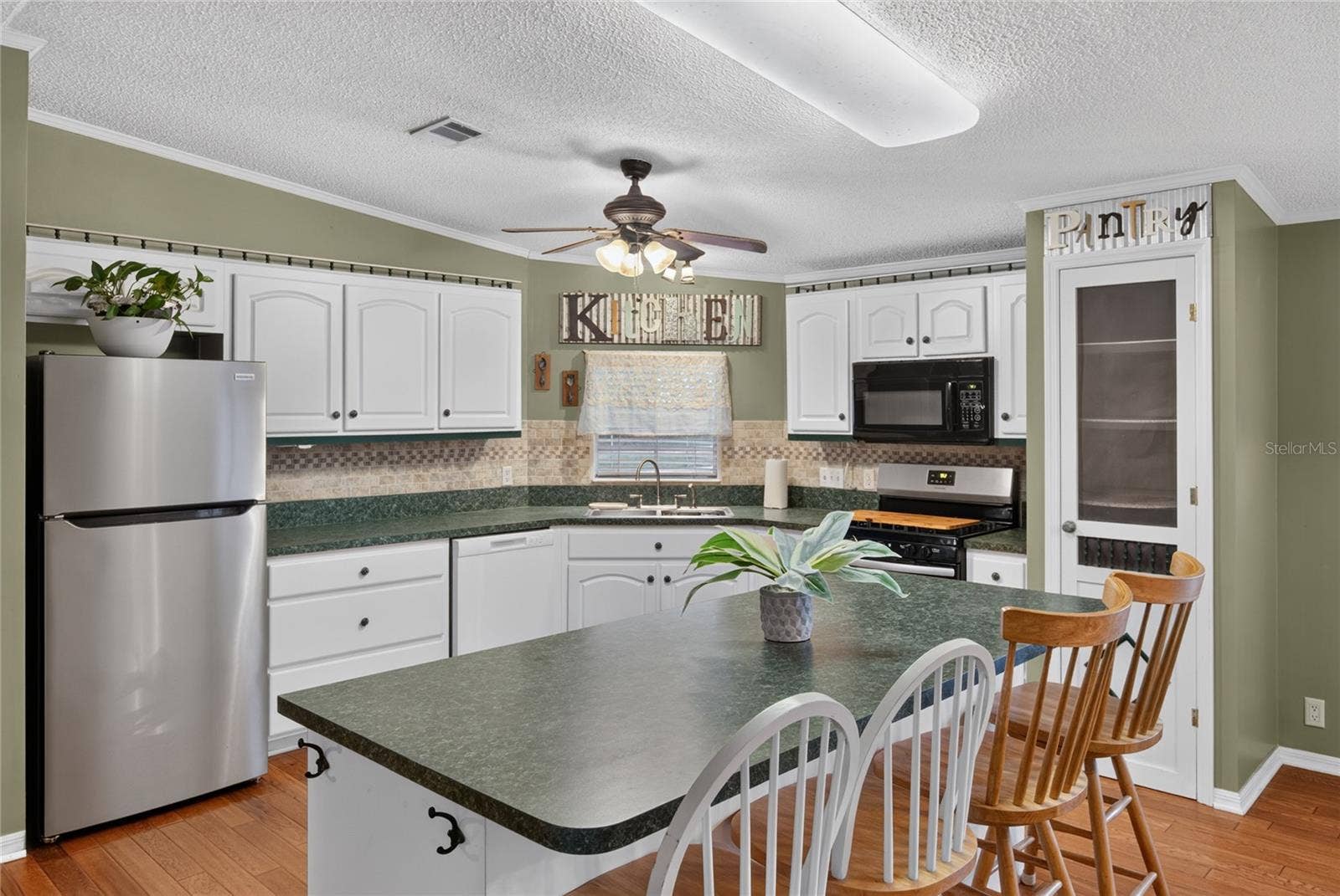 7990 FLORAL RIDGE CIRCLE, Keystone Heights, FL 32656 7990 FLORAL RIDGE CIRCLE, Keystone Heights, FL 32656