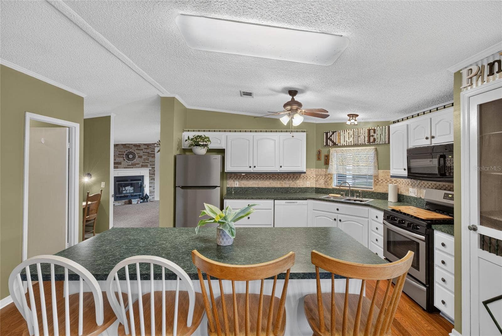 7990 FLORAL RIDGE CIRCLE, Keystone Heights, FL 32656 7990 FLORAL RIDGE CIRCLE, Keystone Heights, FL 32656