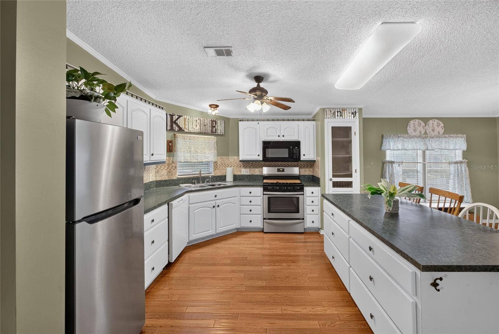 7990 FLORAL RIDGE CIRCLE, Keystone Heights, FL 32656 7990 FLORAL RIDGE CIRCLE, Keystone Heights, FL 32656