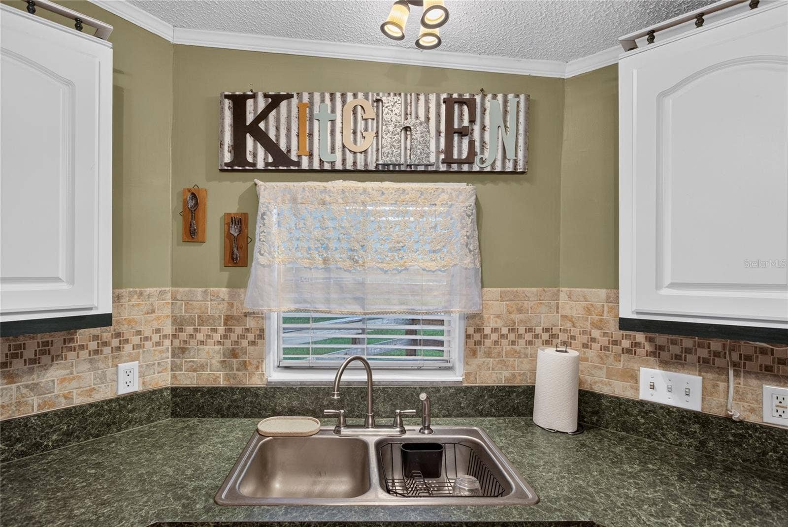 7990 FLORAL RIDGE CIRCLE, Keystone Heights, FL 32656 7990 FLORAL RIDGE CIRCLE, Keystone Heights, FL 32656