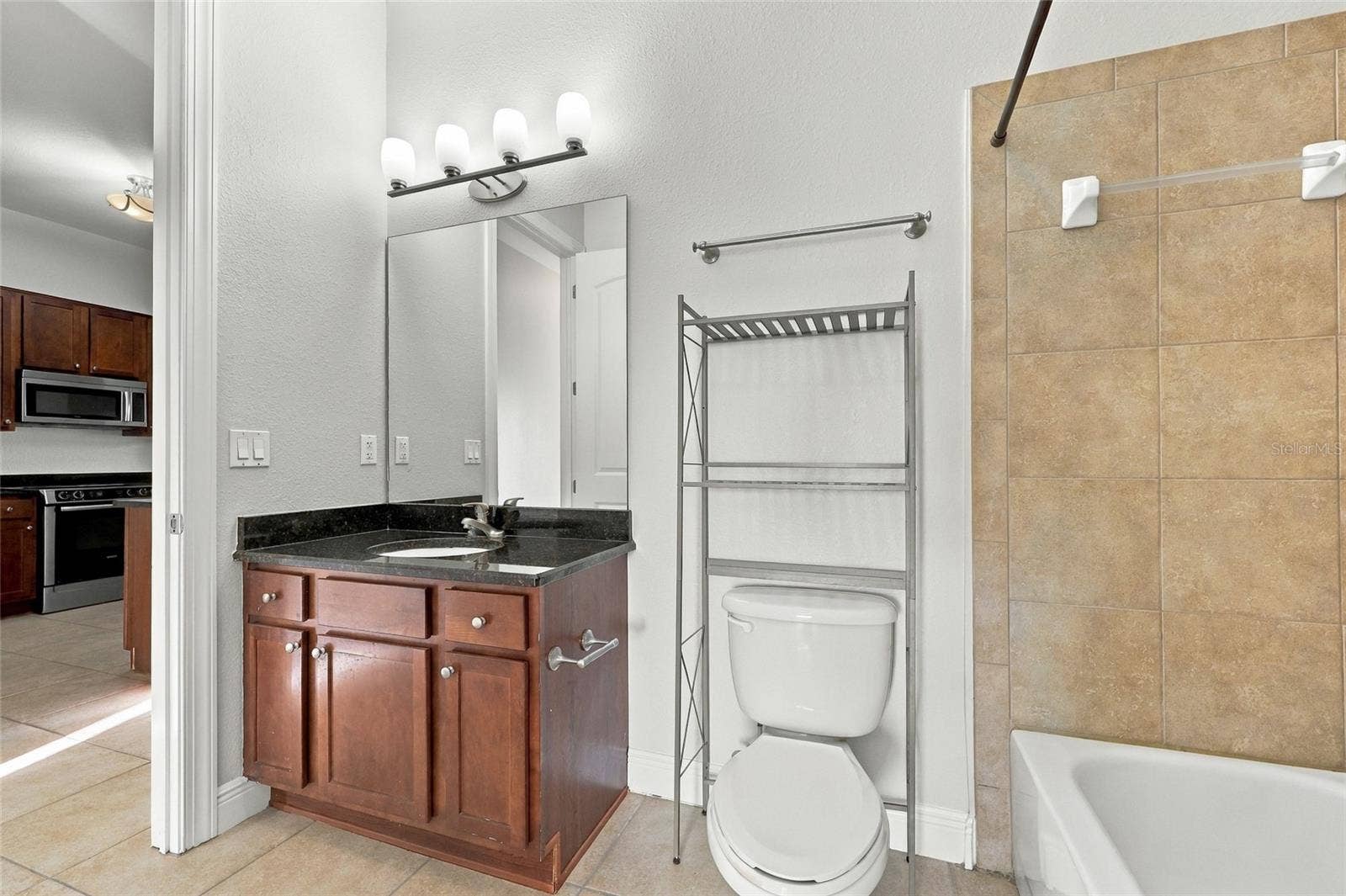 230 SW 2ND AVENUE, #404, Gainesville, FL 32601