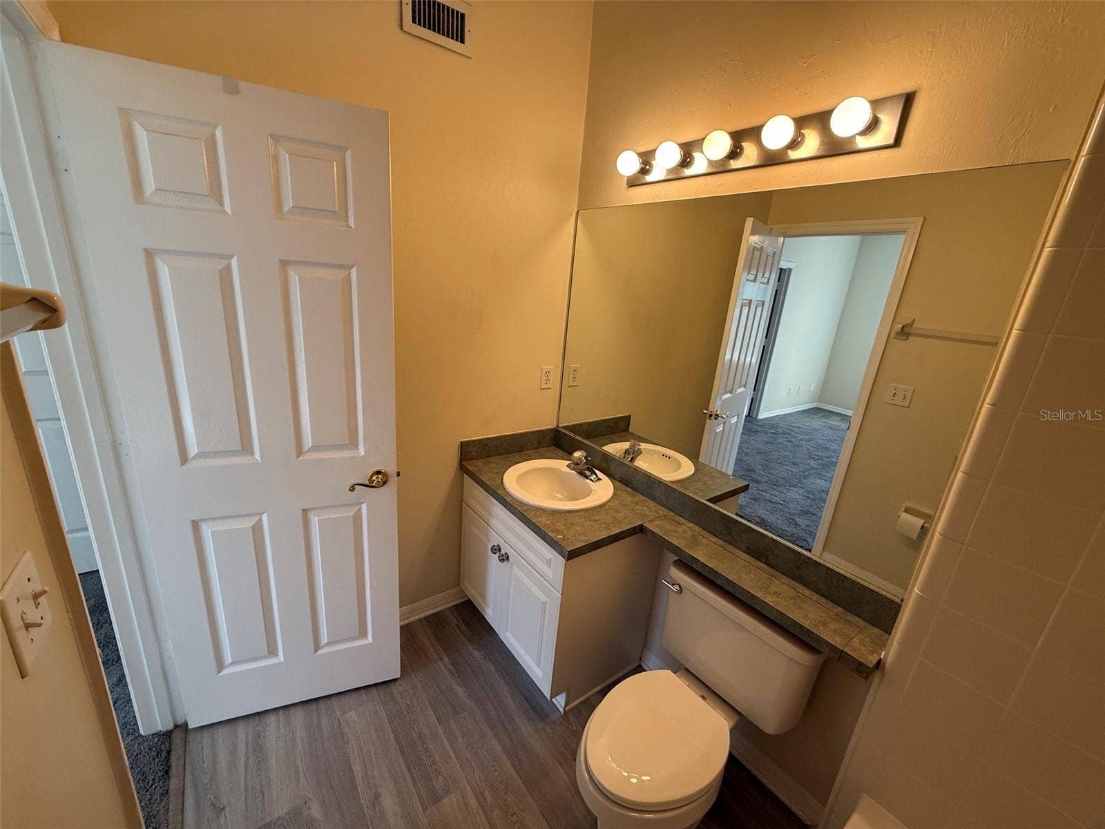 5051 NW 1ST PLACE, #91, Gainesville, FL 32607 5051 NW 1ST PLACE, #91, Gainesville, FL 32607