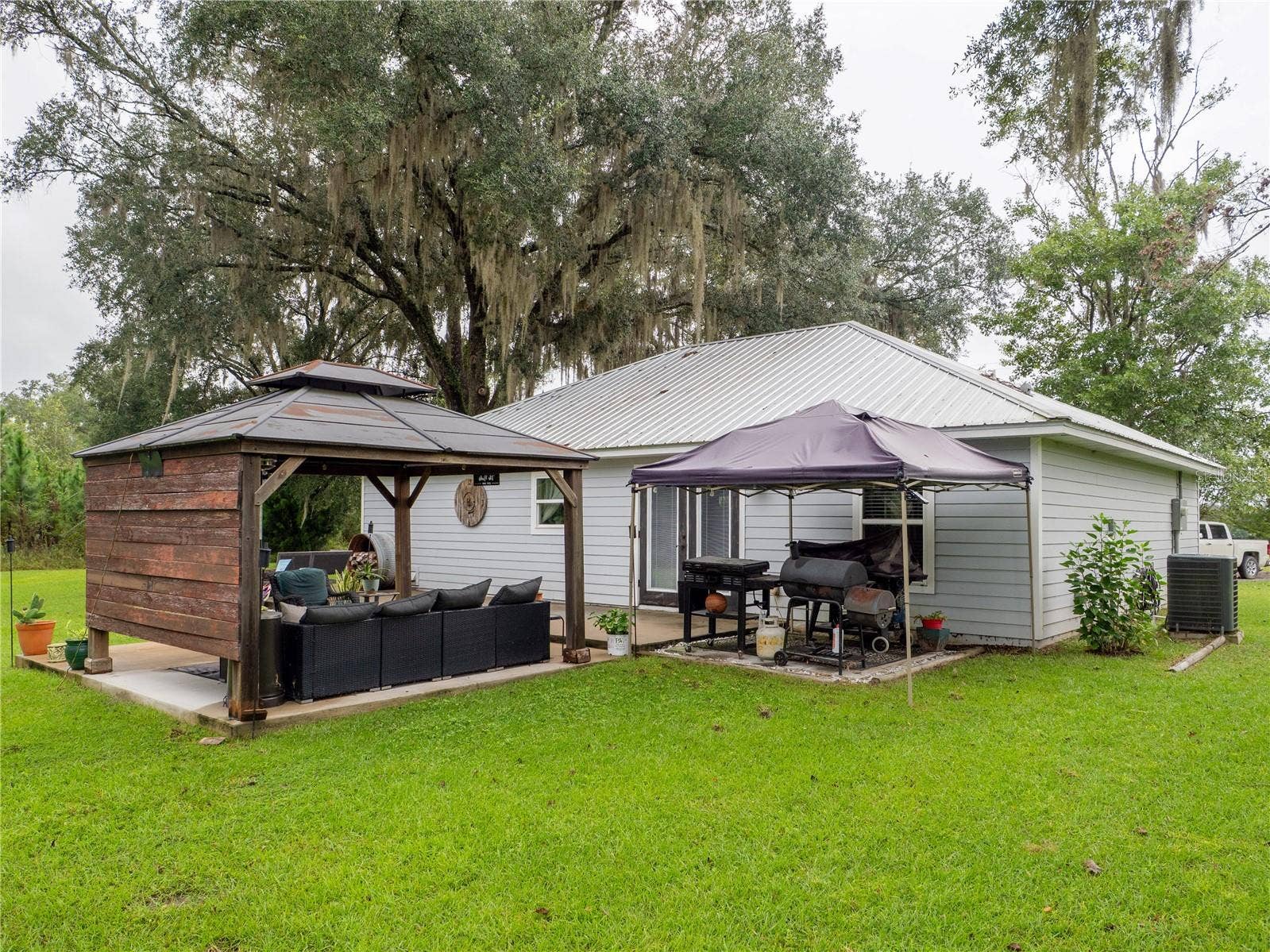 5130 NW 186TH STREET, Alachua, FL 32615 5130 NW 186TH STREET, Alachua, FL 32615