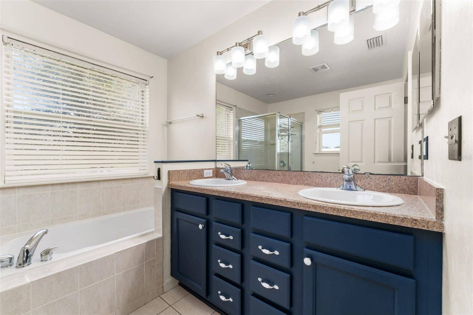 9574 SW 102ND TERRACE, Gainesville, FL 32608 9574 SW 102ND TERRACE, Gainesville, FL 32608