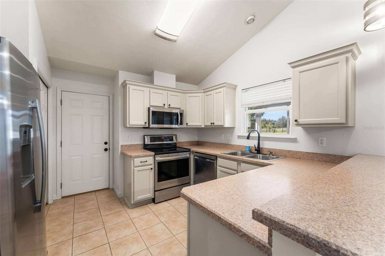 9574 SW 102ND TERRACE, Gainesville, FL 32608 9574 SW 102ND TERRACE, Gainesville, FL 32608