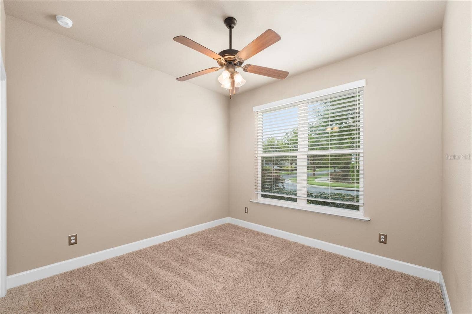 Guest bedroom 1