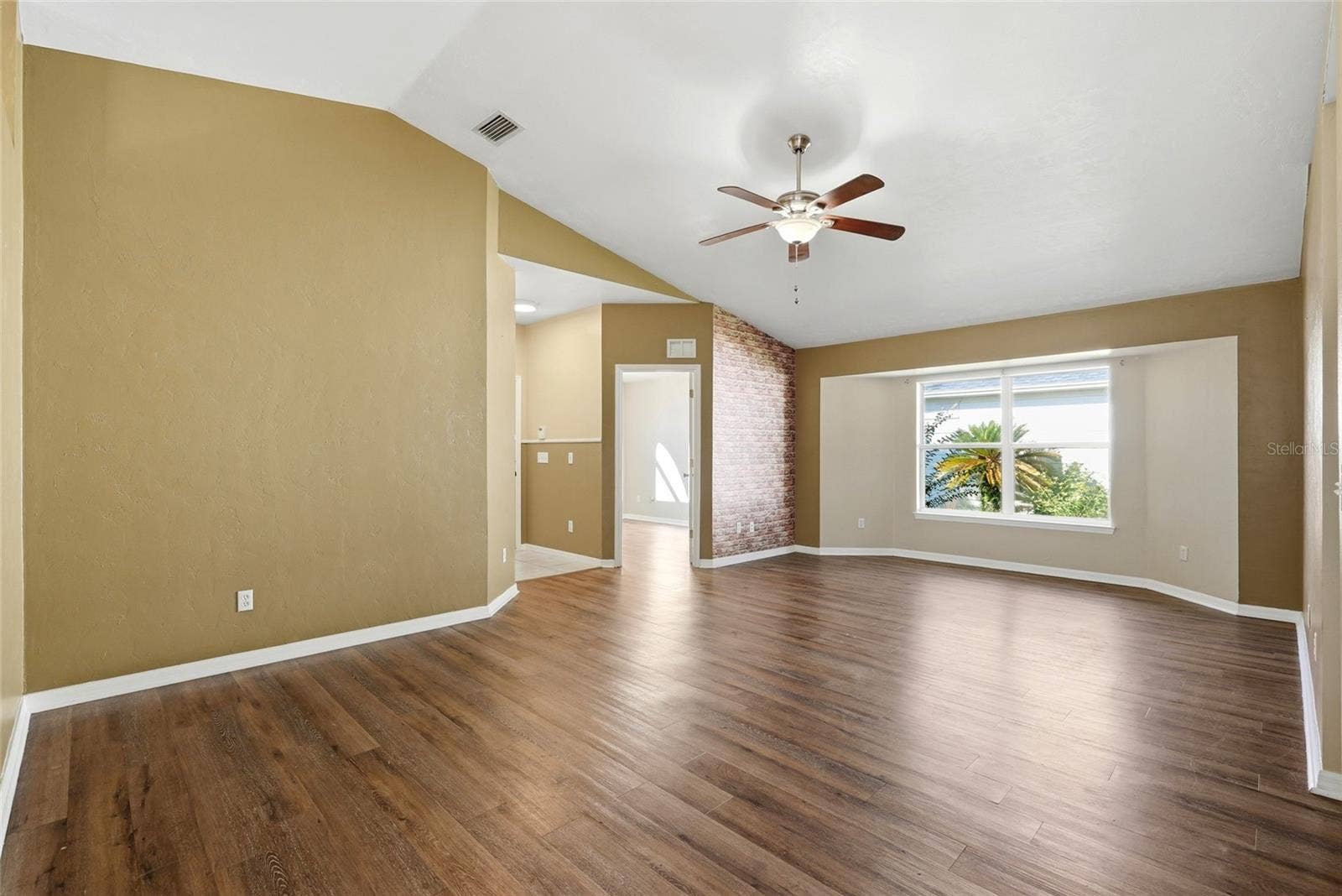 7208 NW 121ST AVENUE, Alachua, FL 32615