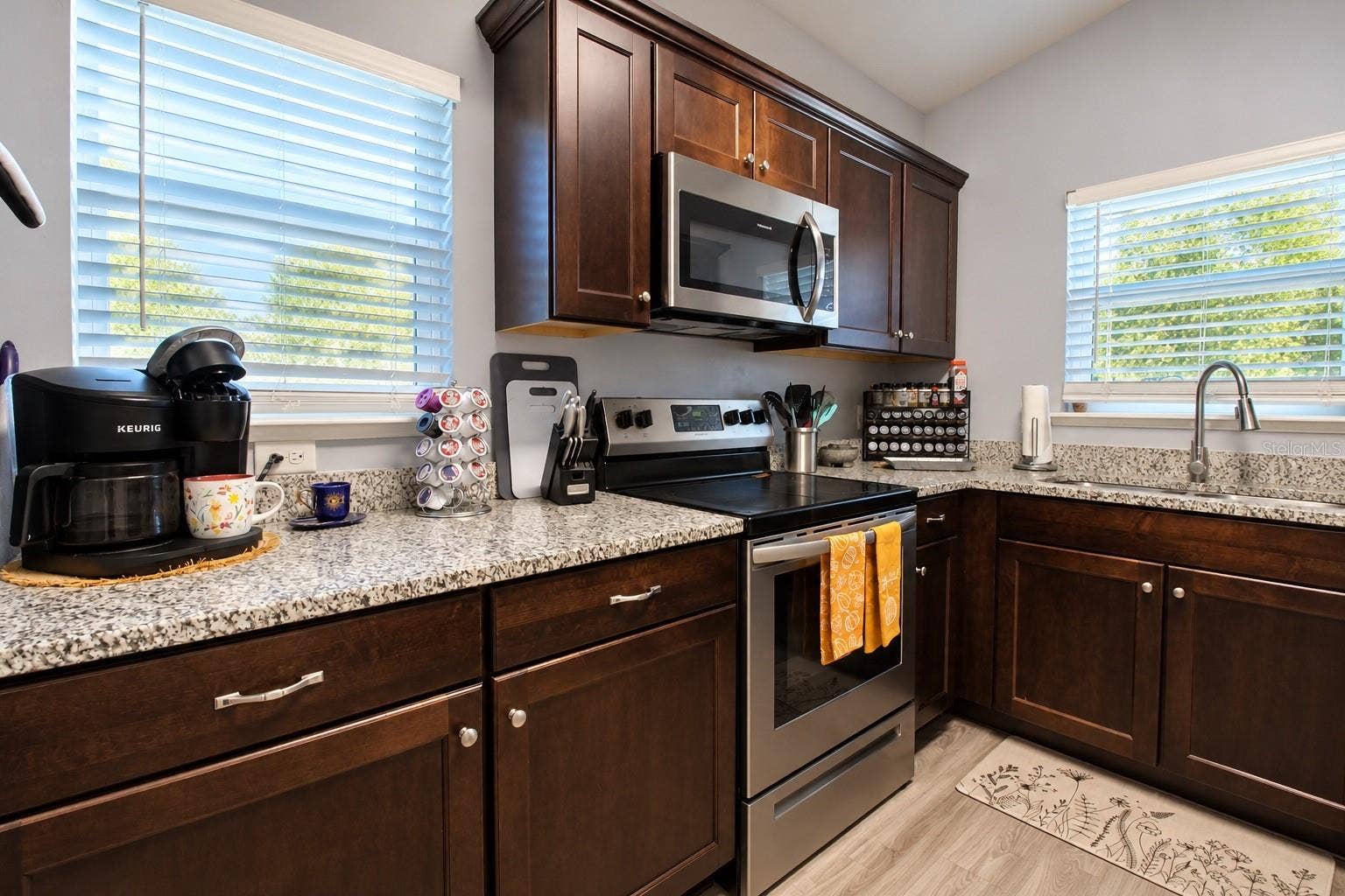 708 SW 251ST WAY, Newberry, FL 32669
