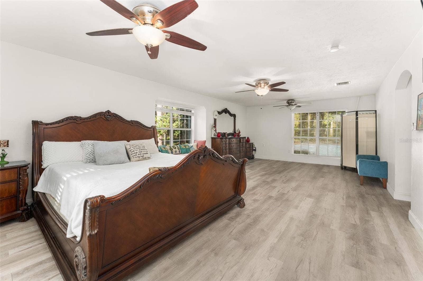 5609 NW 53RD COURT, Gainesville, FL 32653 5609 NW 53RD COURT, Gainesville, FL 32653