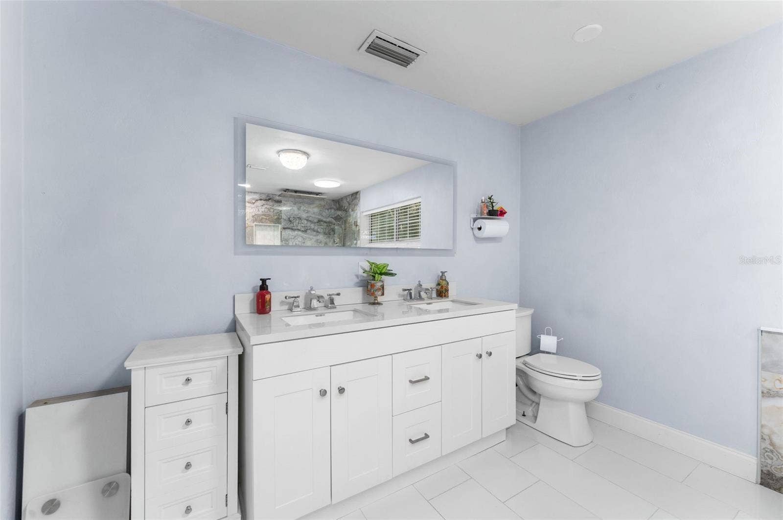 5609 NW 53RD COURT, Gainesville, FL 32653 5609 NW 53RD COURT, Gainesville, FL 32653