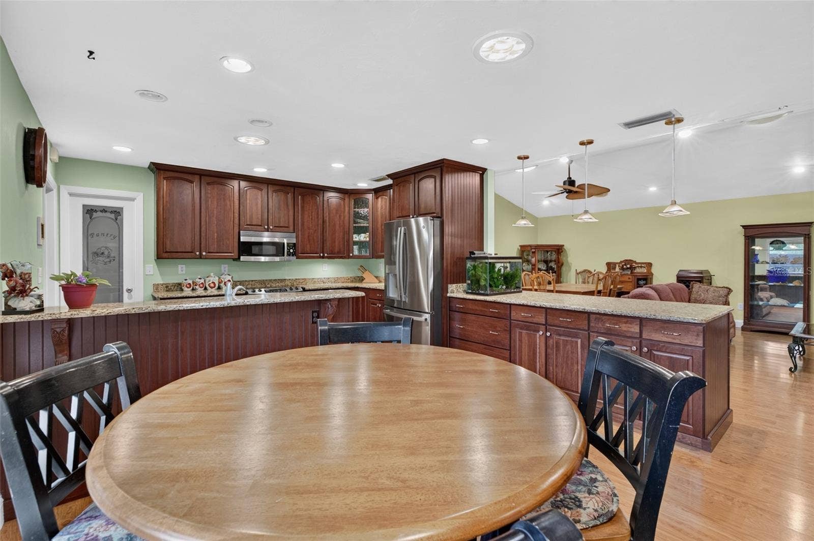 657 SE 2ND AVENUE, Melrose, FL 32666 657 SE 2ND AVENUE, Melrose, FL 32666